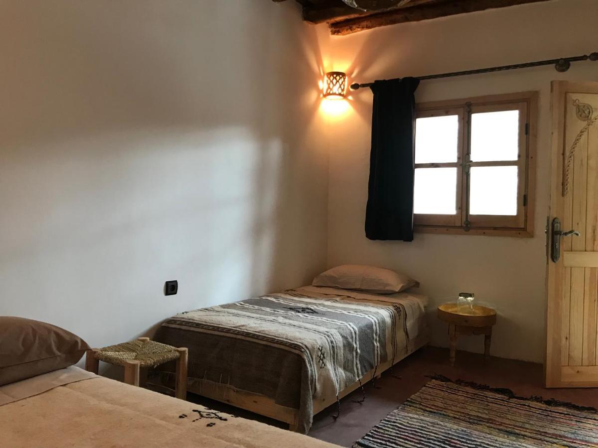 Amlougui House Bed & Breakfast Asgaour Eksteriør bilde